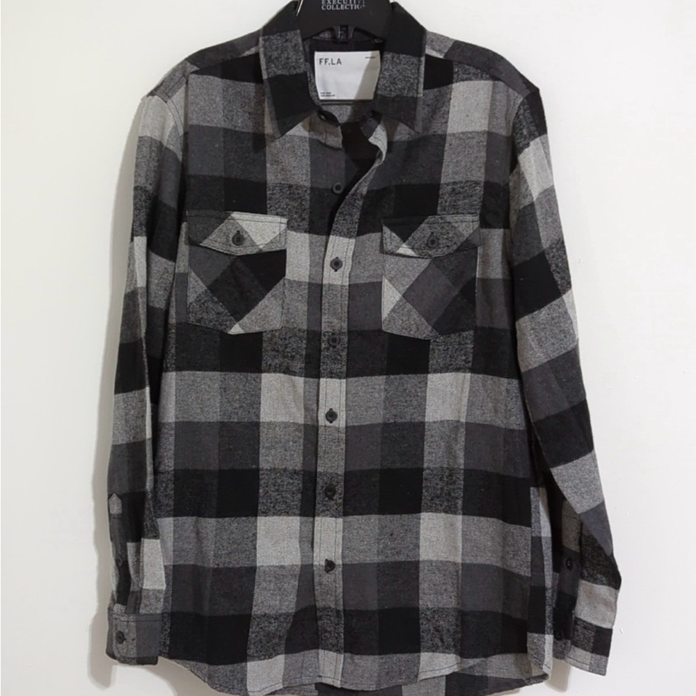 Five Four L.A. Men’s Charcoal and Light Gray LS Flannel Plaid Shirt